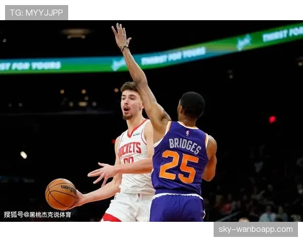 布里奇斯无球跑位撕裂对方轮换 三分效率较以往提升